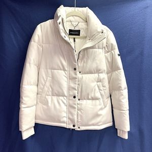 BCBGMAXAZRIA White Puffer Jacket S
